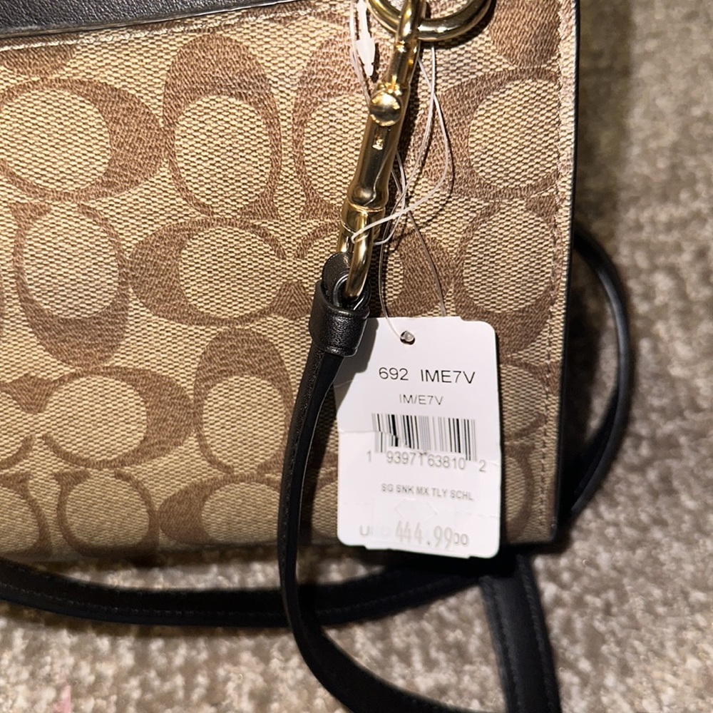 Coach Purse - Picture 5 of 6